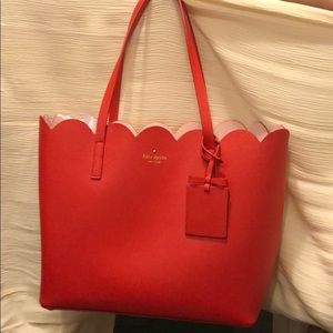Red Kate Spade scalloped tote